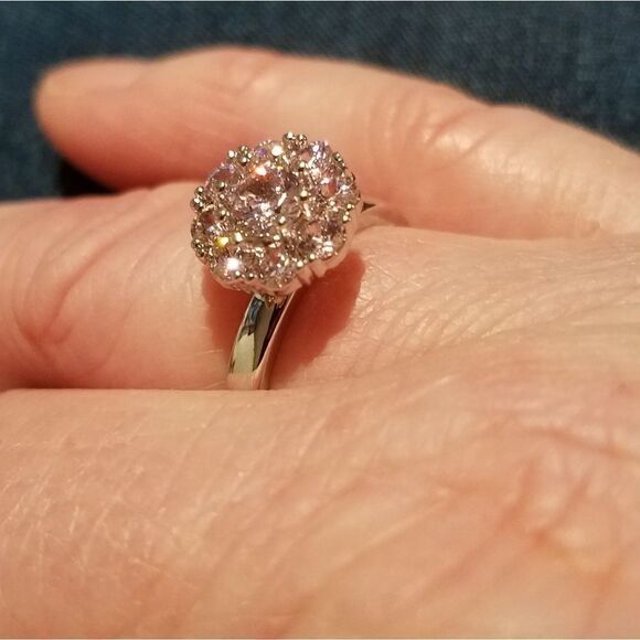 Pink Cluster ring Size 10 - Picture 5 of 7